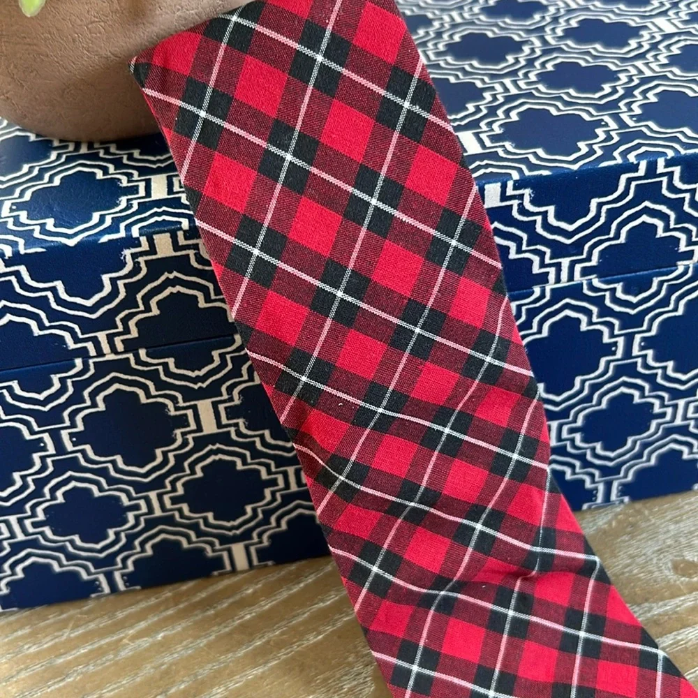 NEW! Big Boys Red & Black Plaid Winter Holiday Neck Tie